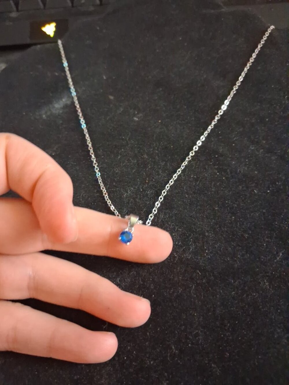 18 inch Blue Solitaire necklace